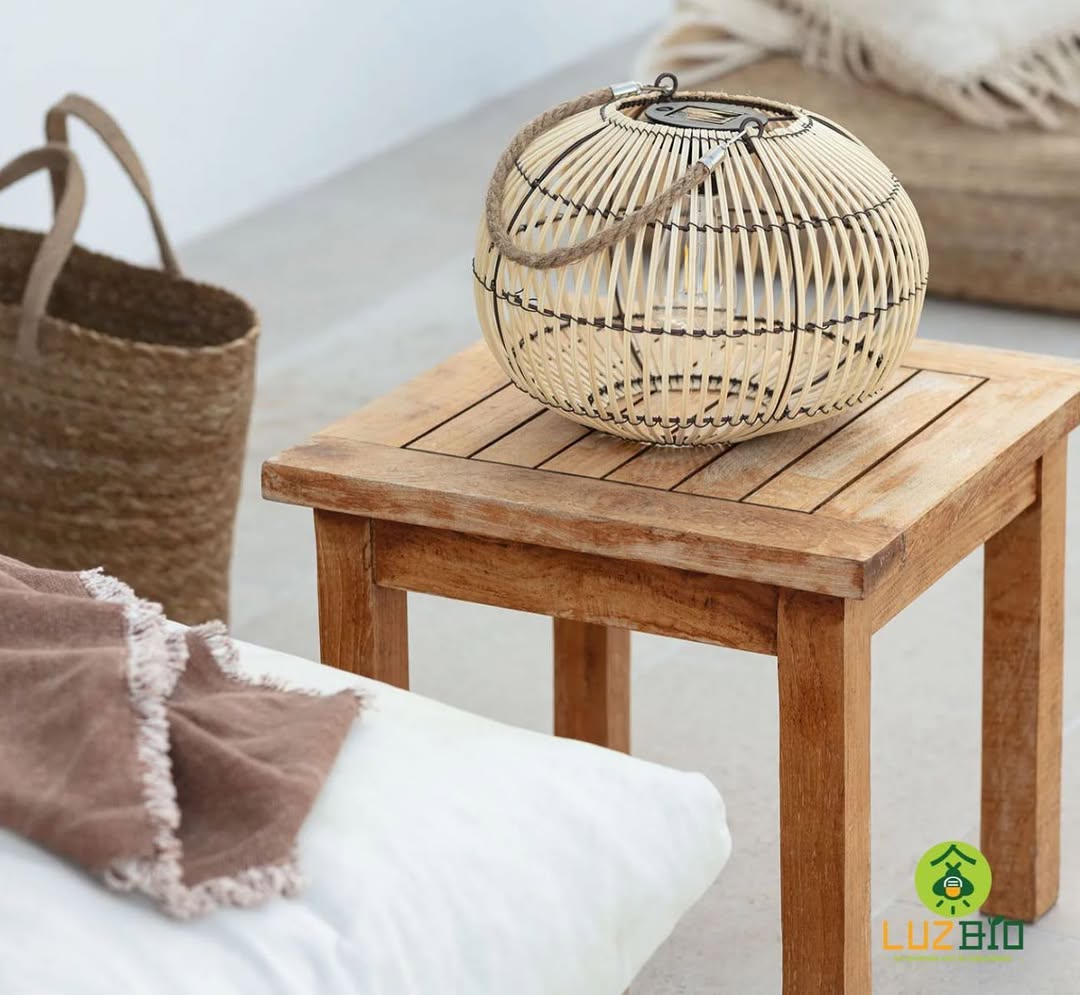 Ambiente elegante con iluminación cálida